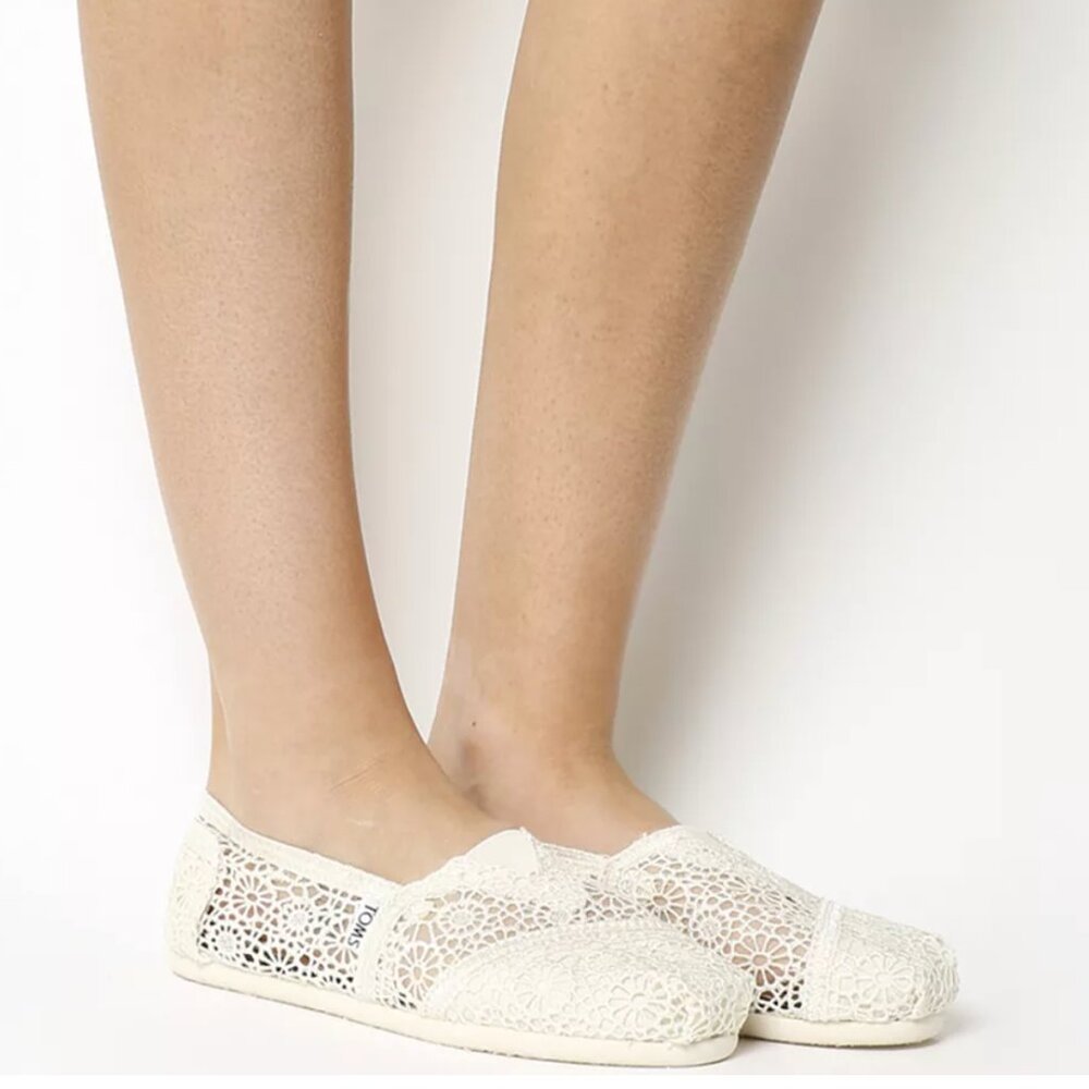 Womens TOMS Alpargata Crochet Slip-On Casual Shoe - Cream Size 9.5